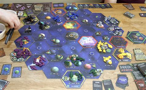  Twilight Imperium: Le jeu de stratégie galactique qui vous fera conquérir l’univers!